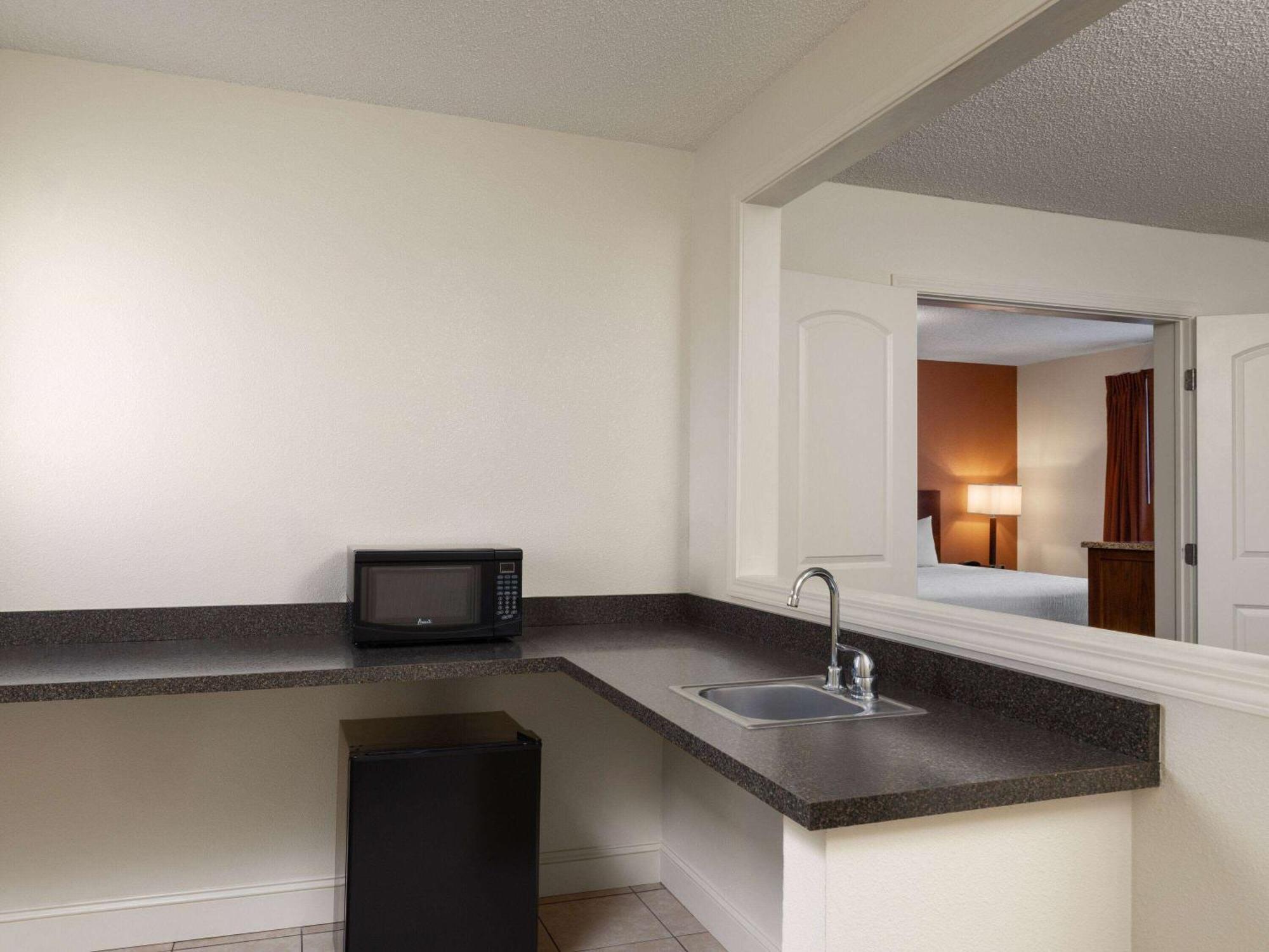Ramada by Wyndham Elko Hotel at Stockmen's Casino Exteriör bild