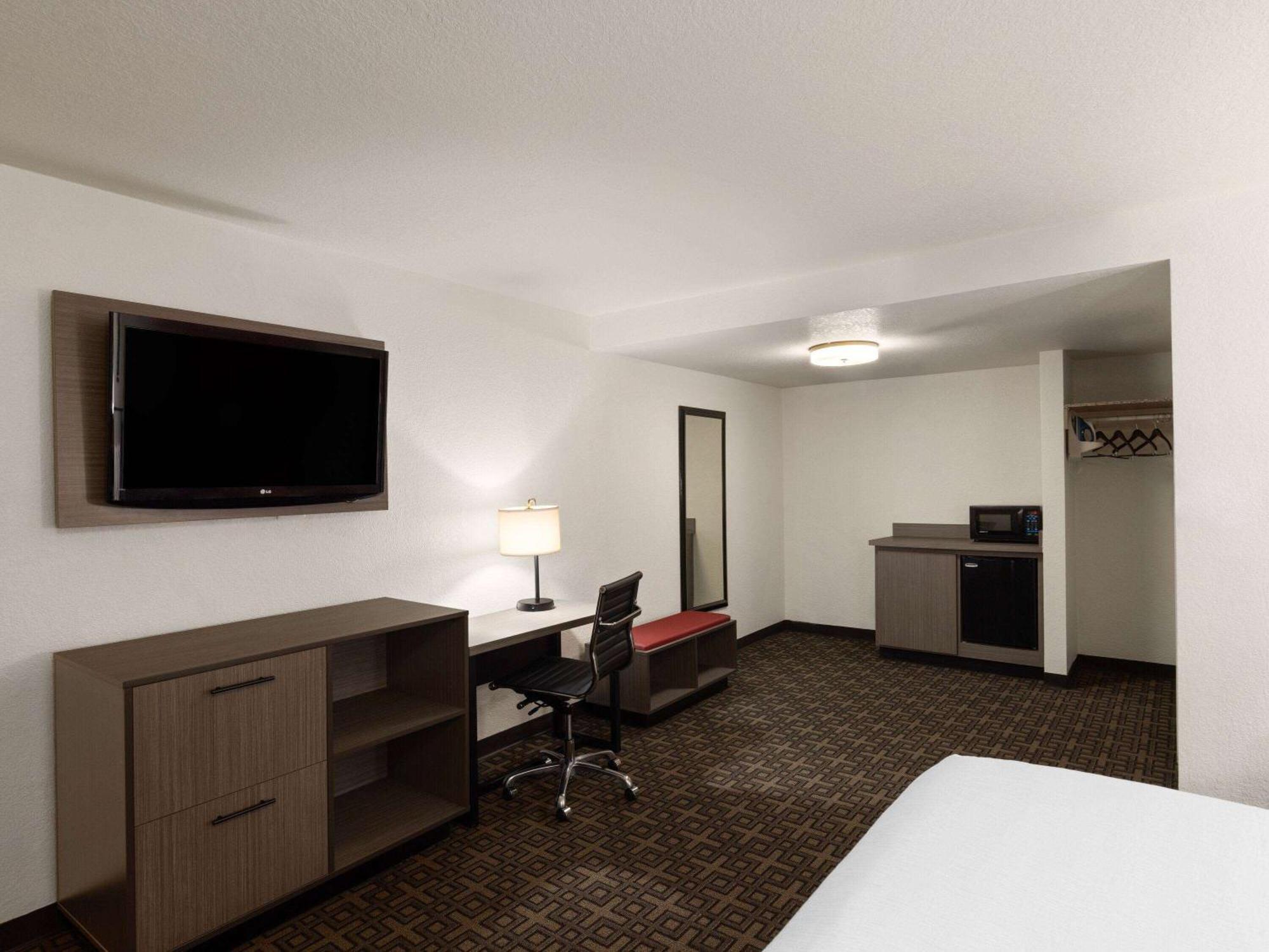 Ramada by Wyndham Elko Hotel at Stockmen's Casino Exteriör bild